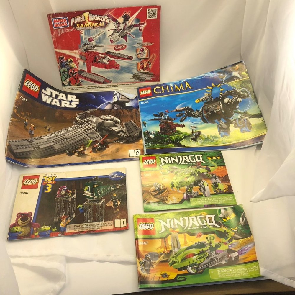 Lot of 5 Lego Manuals/books